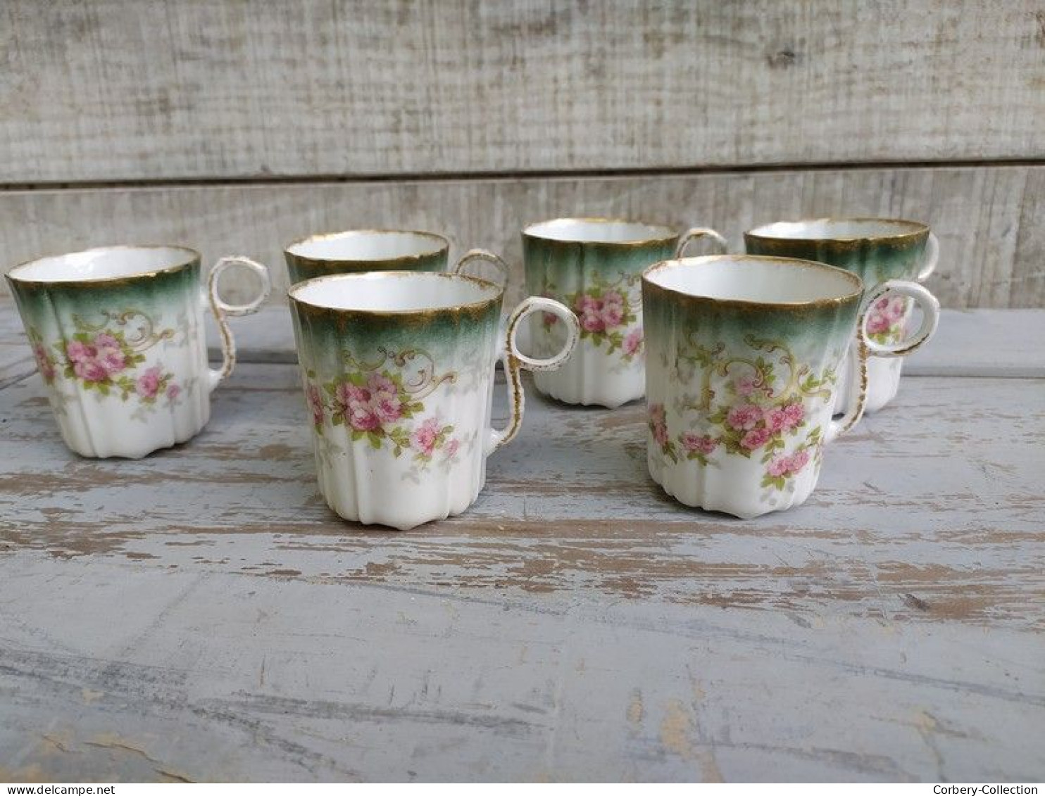 Six Tasses à Thé Porcelaine Décor Roses Et Dorure XIXème - Otros & Sin Clasificación