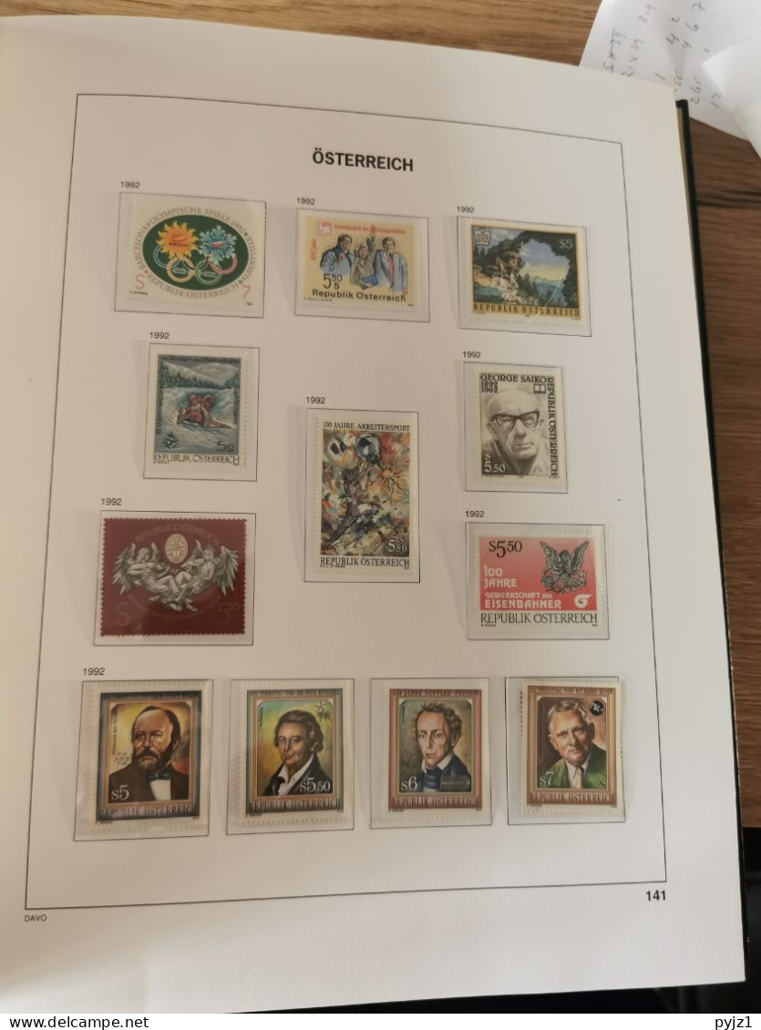 Austria 1989-2005 MNH in DAVO album and Leuchtturm pages