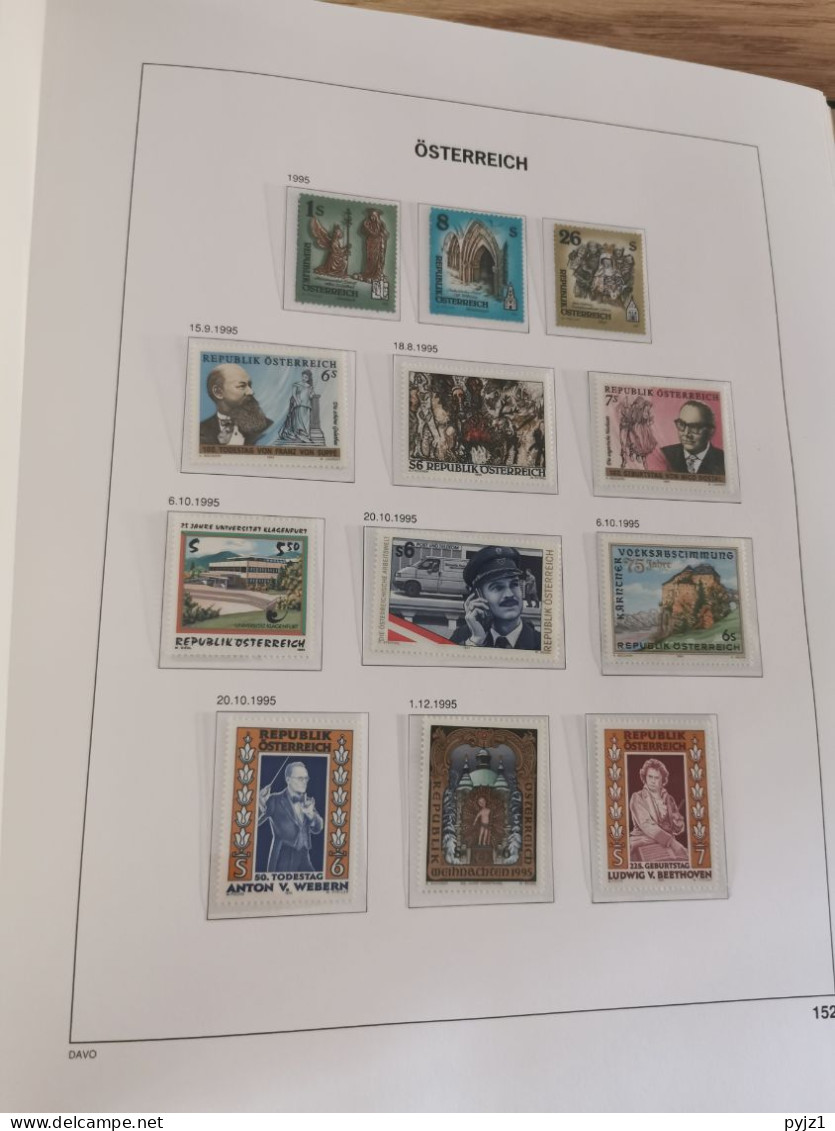 Austria 1989-2005 MNH in DAVO album and Leuchtturm pages