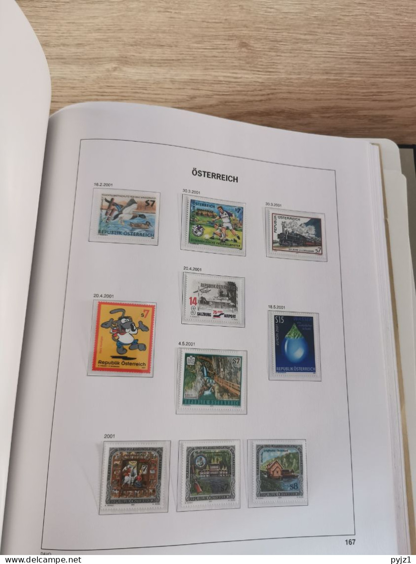 Austria 1989-2005 MNH in DAVO album and Leuchtturm pages