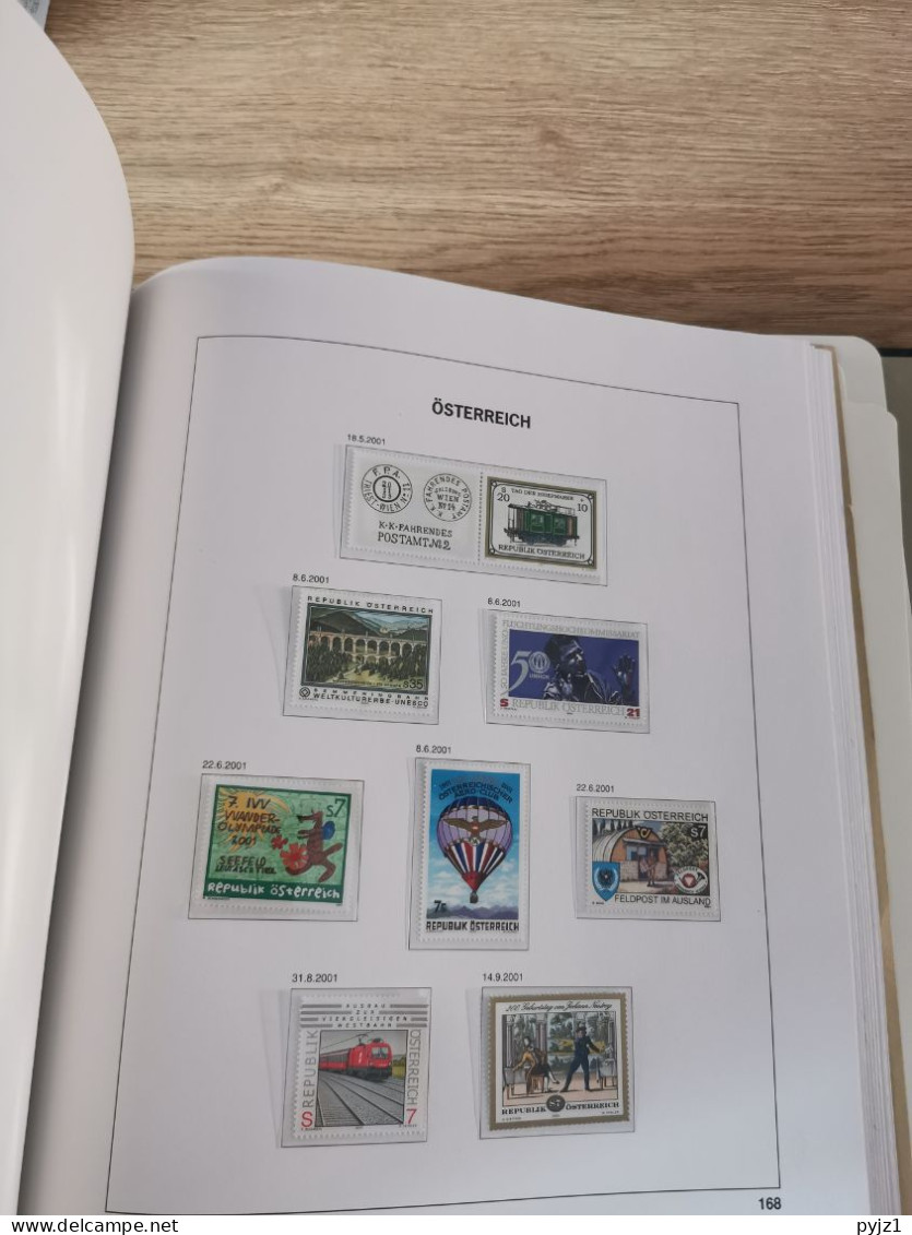 Austria 1989-2005 MNH in DAVO album and Leuchtturm pages