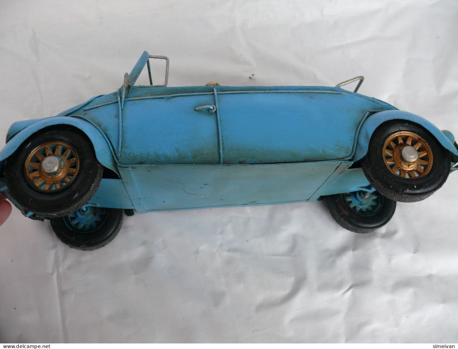 Beautiful Vintage Metal Car Volkswagen Beetle Cabrio Sheet Metal 36cm #1772