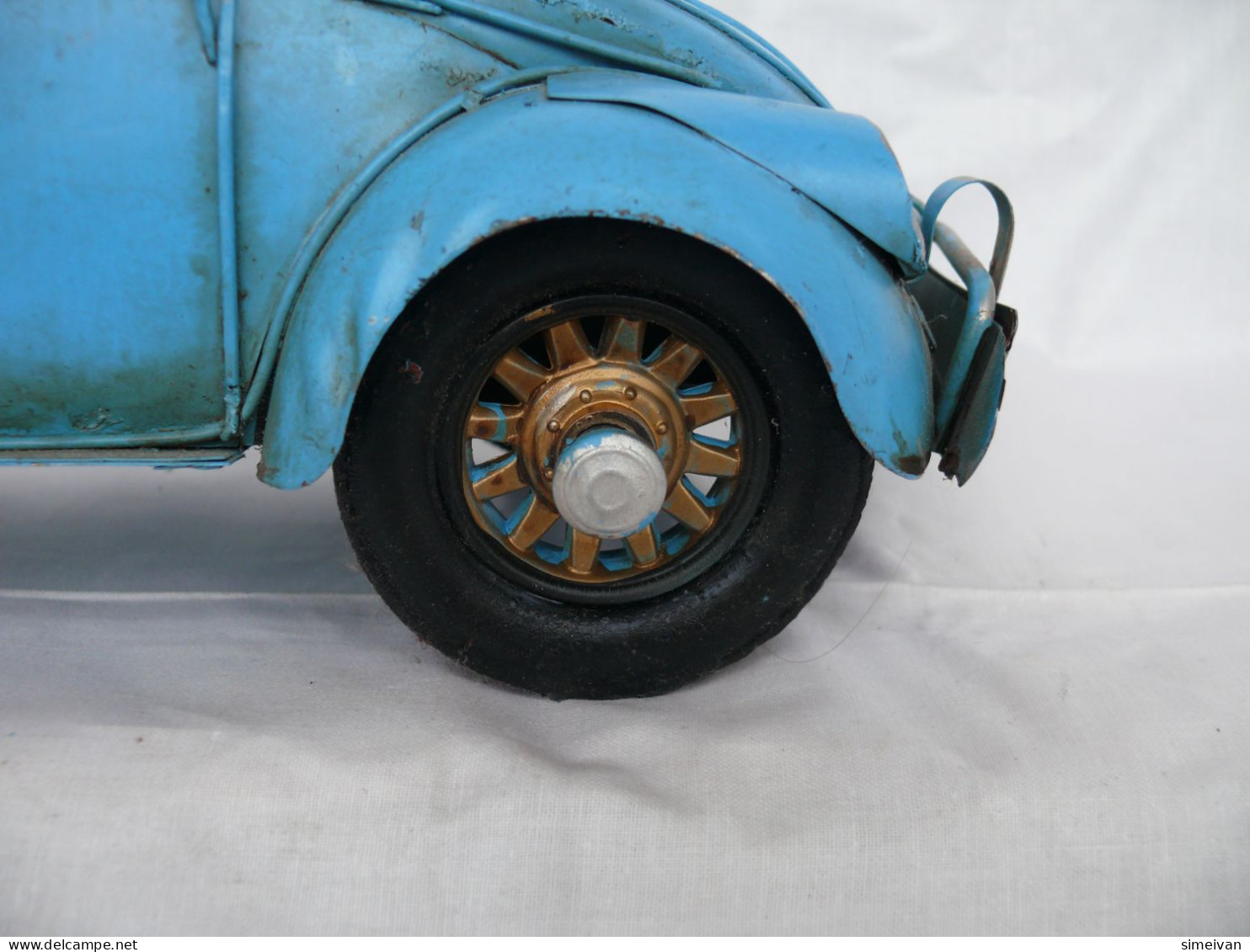 Beautiful Vintage Metal Car Volkswagen Beetle Cabrio Sheet Metal 36cm #1772