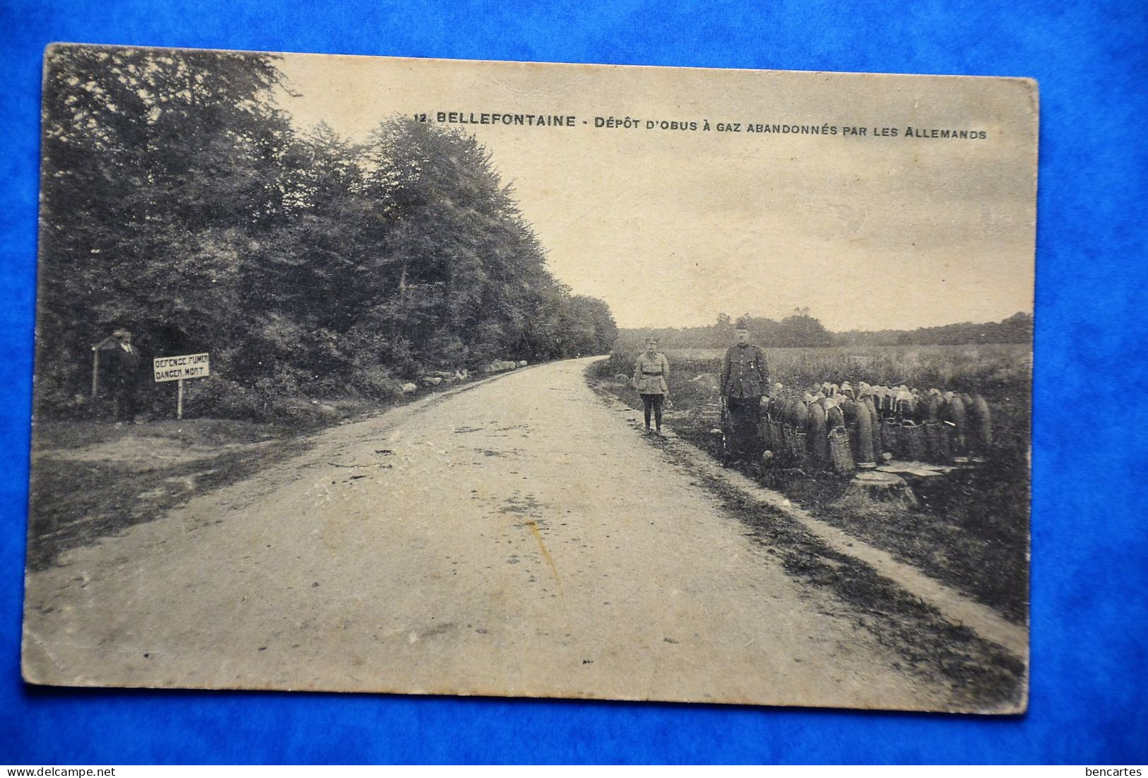 Bellefontaine Près De Tintigny: Dépôt D'Obus à Gaz Abandonnés Par Les Allemands. Animée - Tintigny