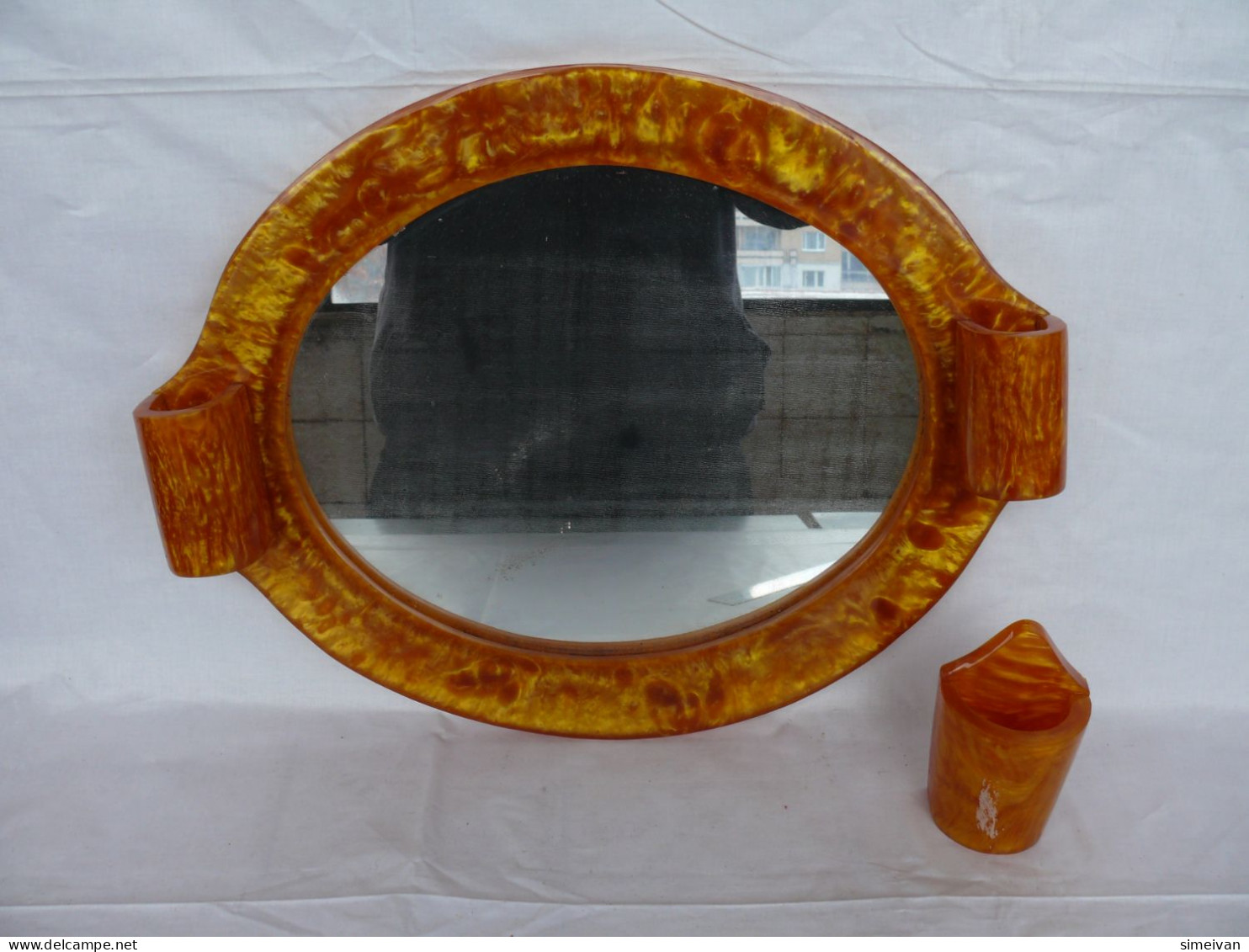 Beautiful Vintage 60s Lava Flow Bath Mirror Yellow Amber Color #1845 - Spiegels