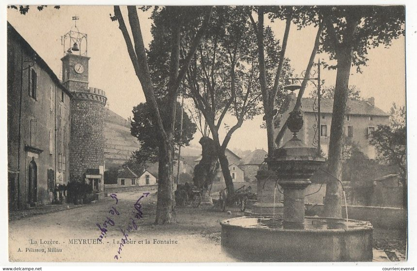 CPA - MEYRUEIS (Lozère) - La Tour Et La Fontaine - Meyrueis