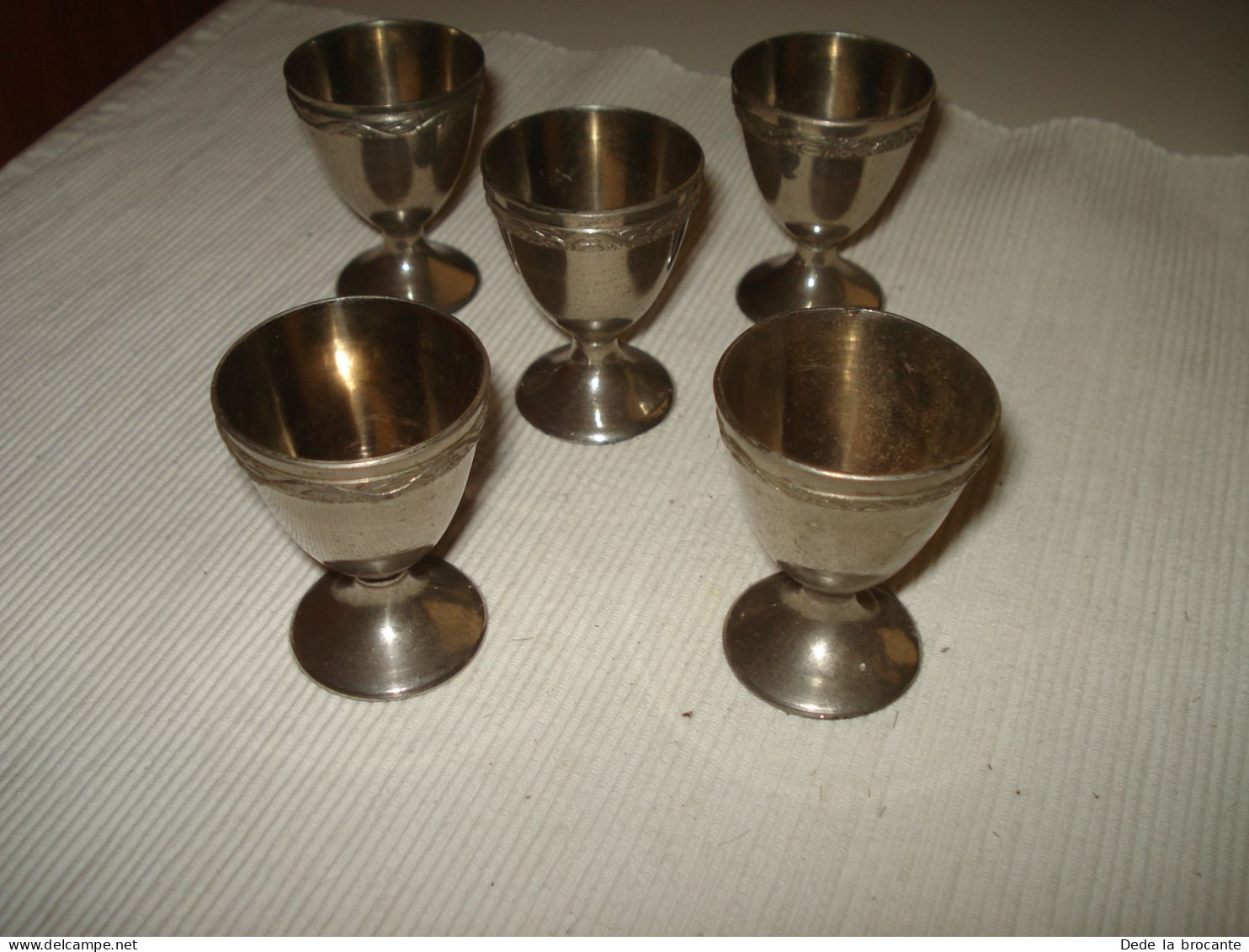 O15 / Lot De 5 Coquetiers En Métal Argenté - Pas De Marque Ni Poinçon - Egg Cups