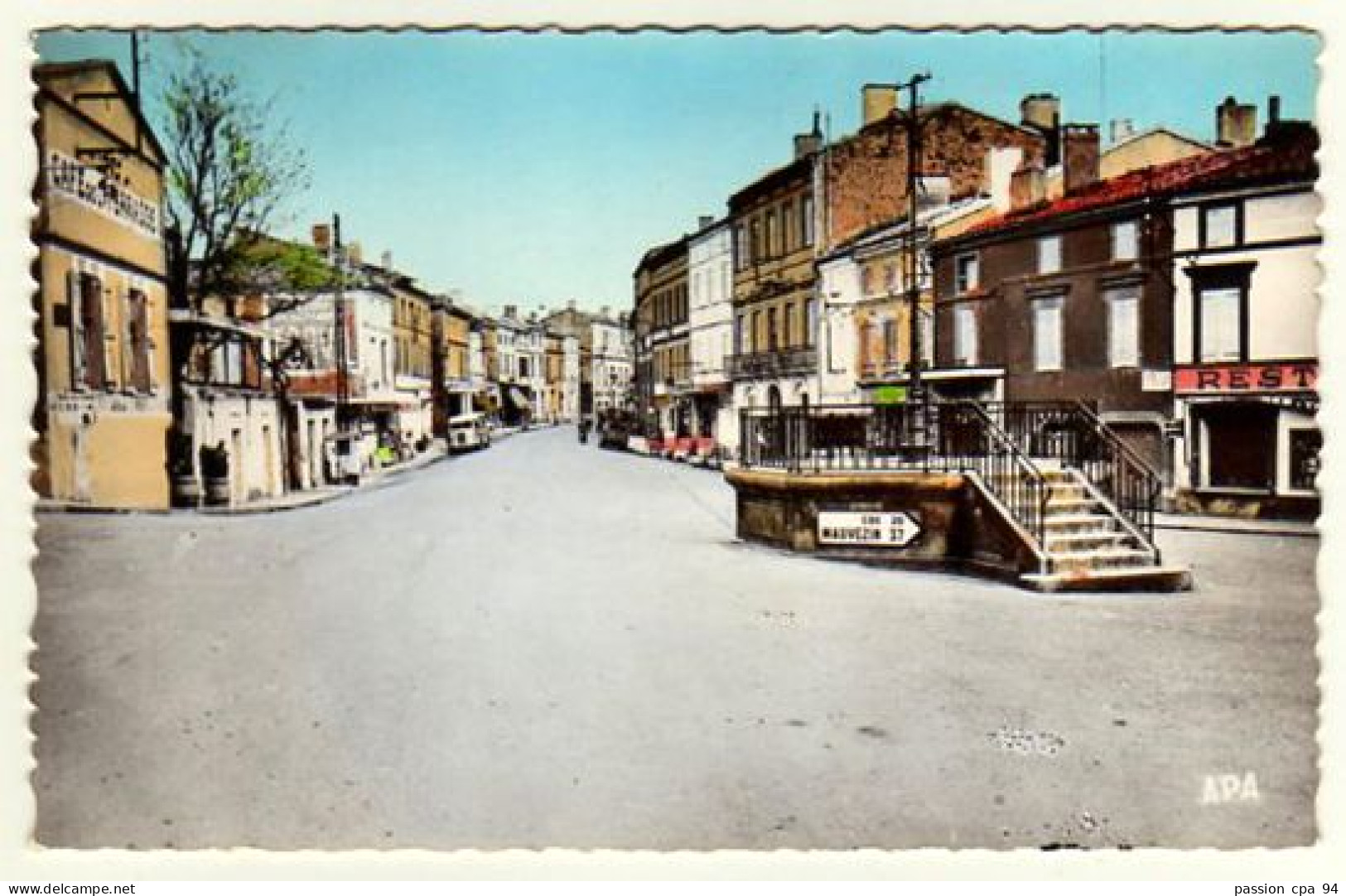 S38-041 Verdun Sur Garonne - Place Du Faubourg - Rue Sahuc - Verdun Sur Garonne