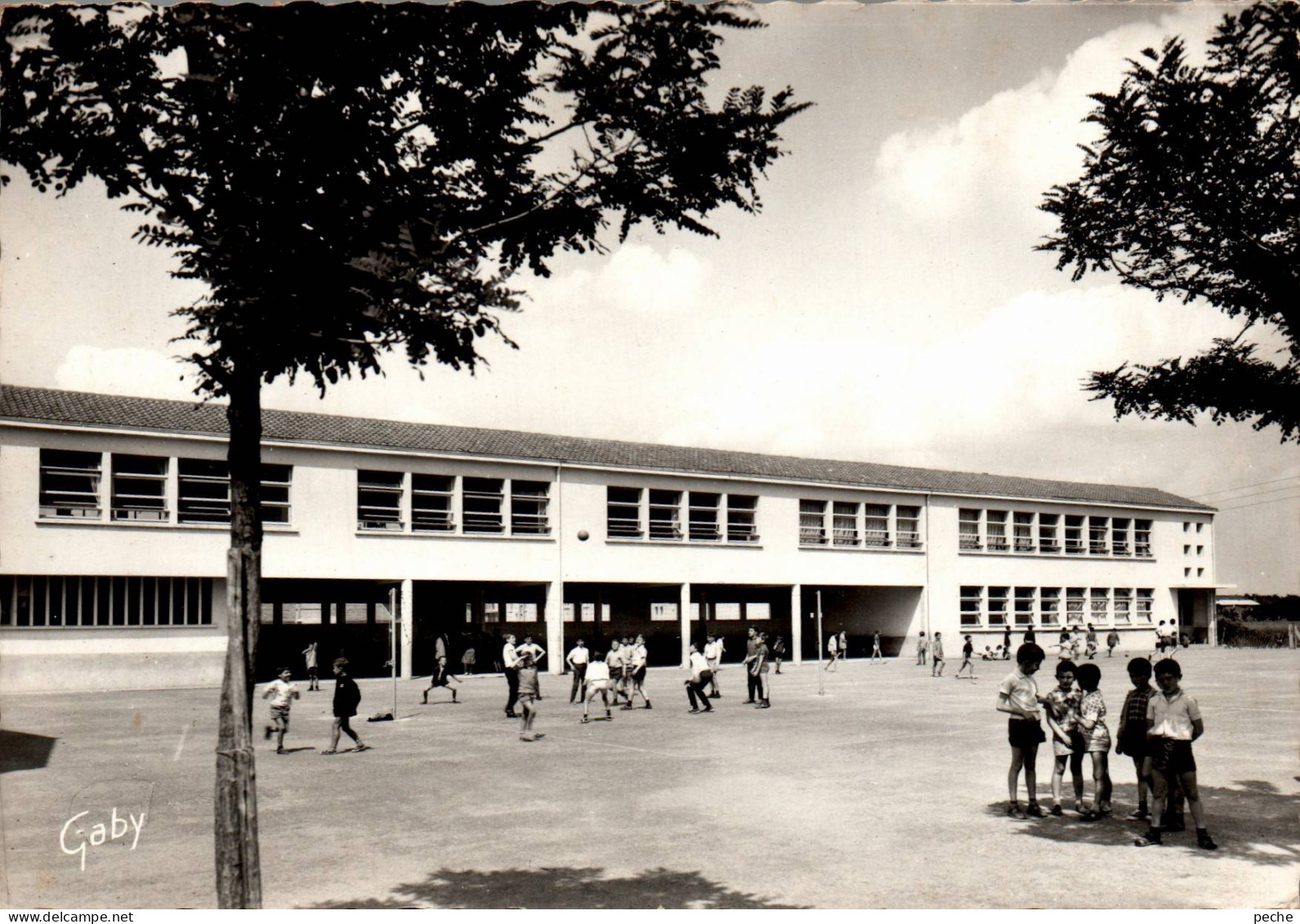 N°111689 -cpsm Saint Sébastien Sur Loire -les écoles- - Saint-Sébastien-sur-Loire