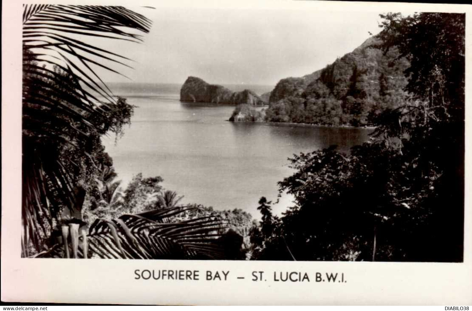 SAINTE-LUCIA   ( ANTILLES )   SOUFFRIERE BAY - Santa Lucía