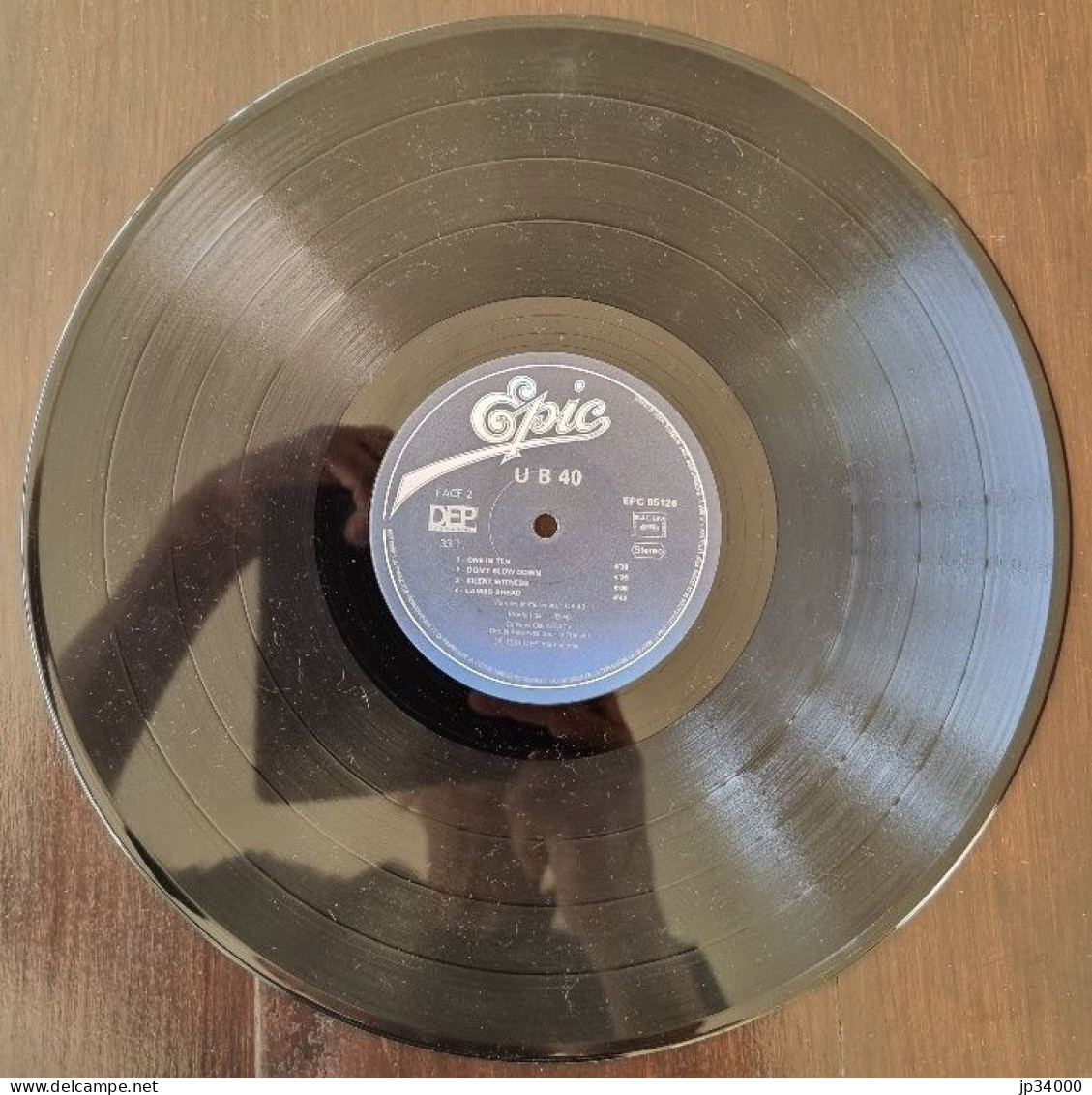 UB40: Present Arms (LP 33T Vinyl 1981) Epc 85126. (Reggae) - Reggae