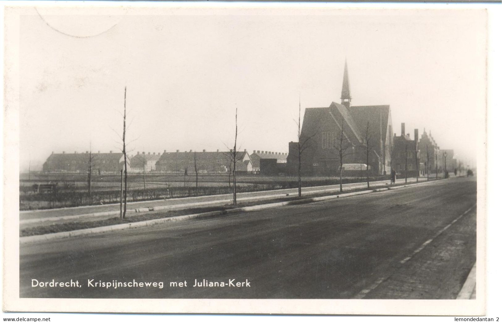 Dordrecht - Krispijnscheweg Met Juliana-Kerk - Dordrecht