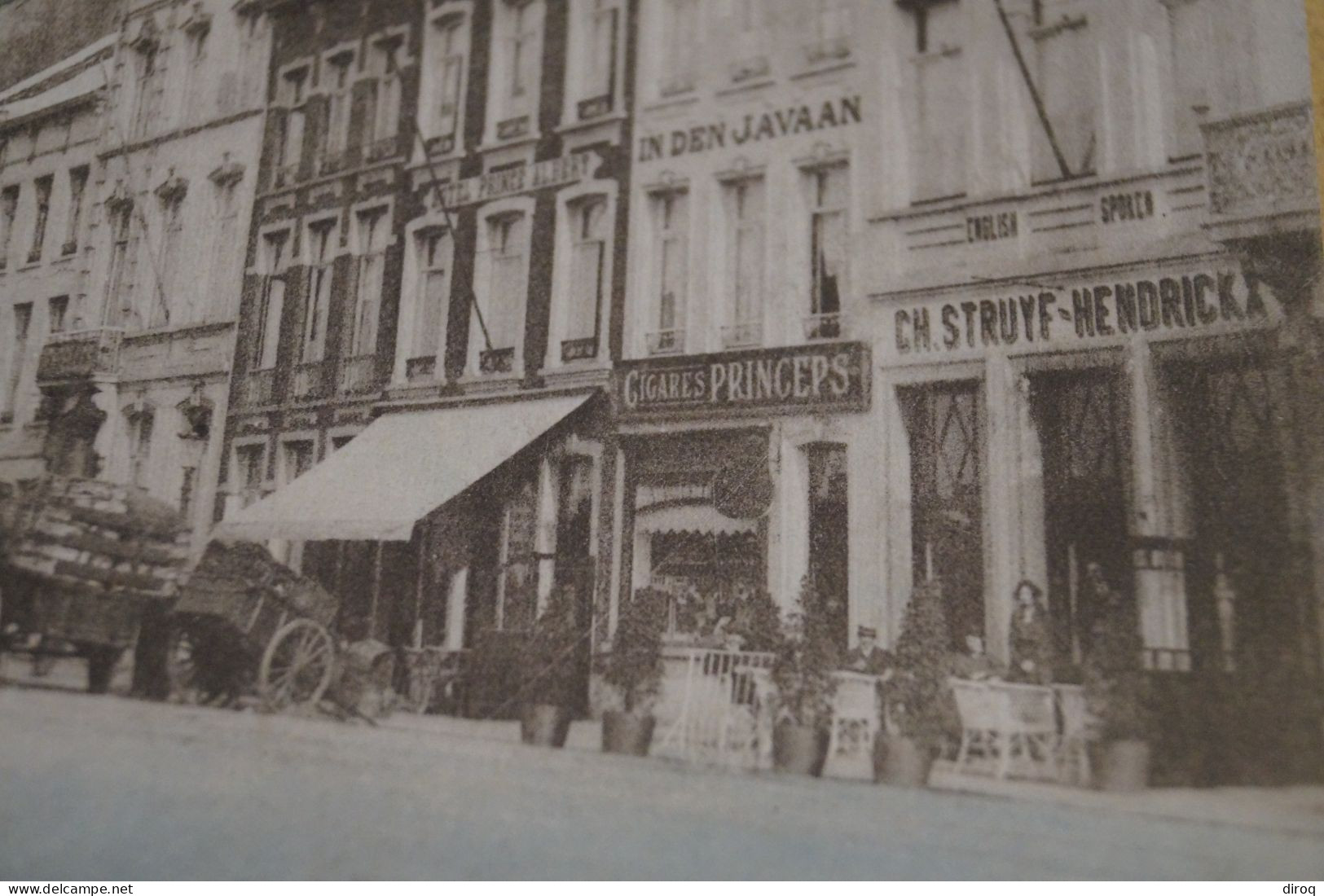 Lier - Lerre , Place Léopold 1922,RARE,colorisé,commerces,belle Carte Ancienne - Lier