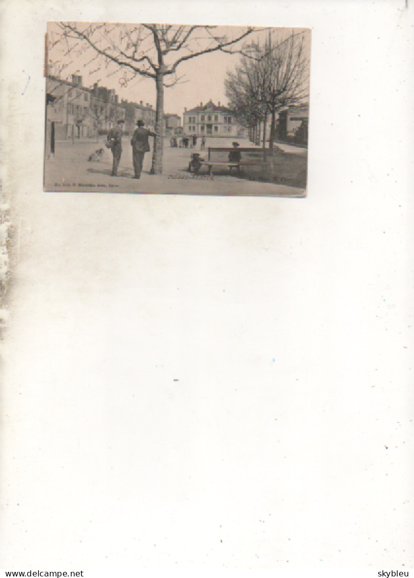 69. CPA - PIERRE BENITE -  La Place Saint Pierre -  1904 - Scan Du Verso - - Pierre Benite