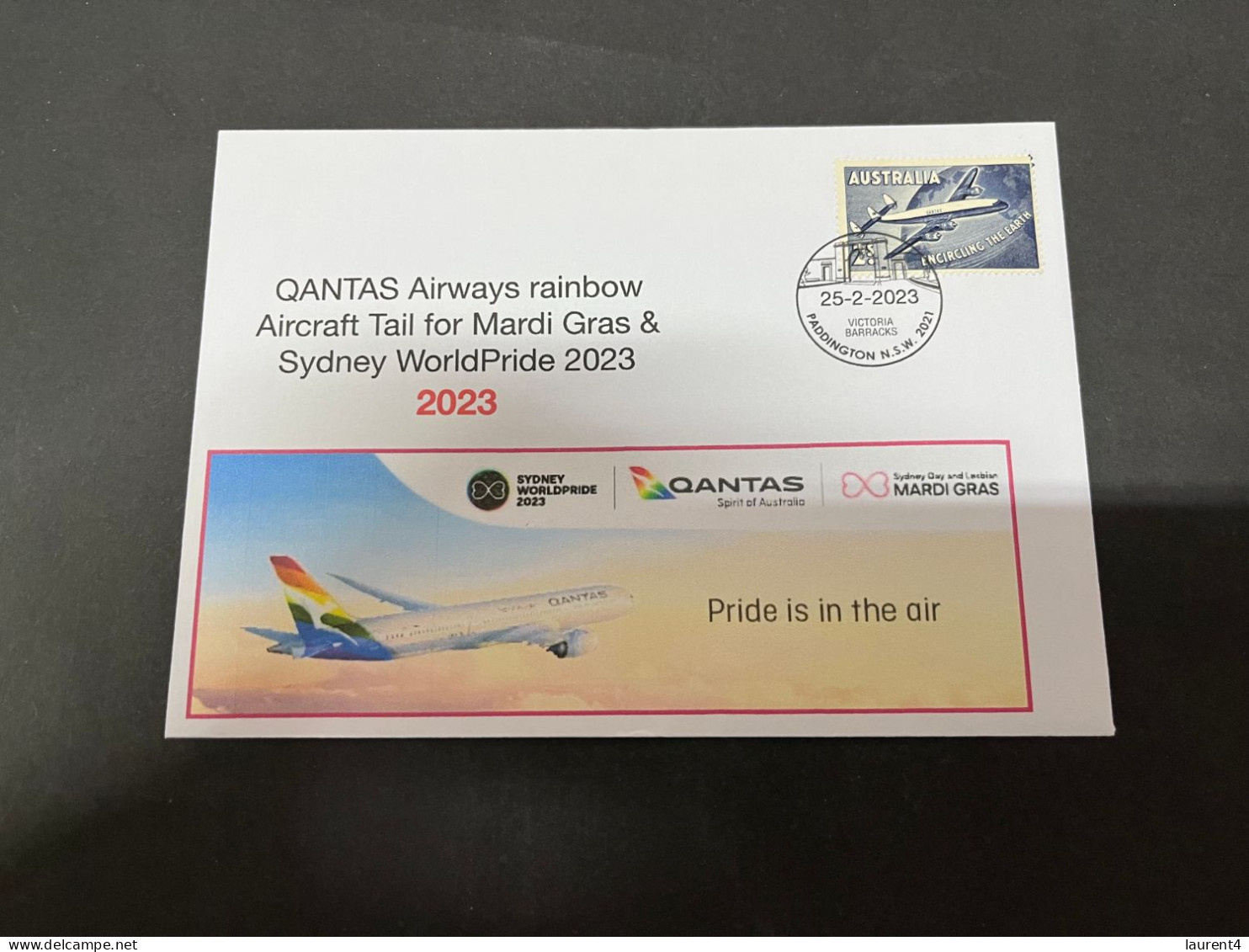 25-9-2023 (2 U 7) Sydney World Pride 2023 - QANTAS Rainbow Aircraft Tail (QANTAS 1950's Stamp) 25-2-2023 - Brieven En Documenten