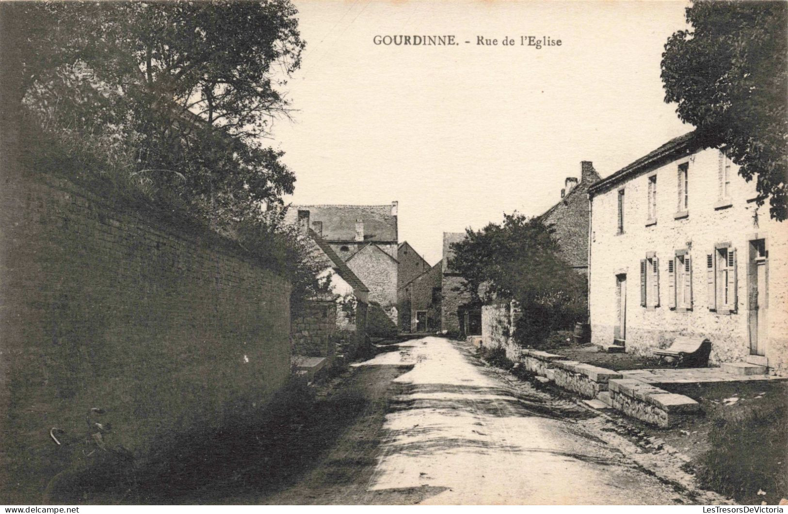 BELGIQUE - Gourdinne - Rue De L'Eglise - Carte Postale Ancienne - Walcourt