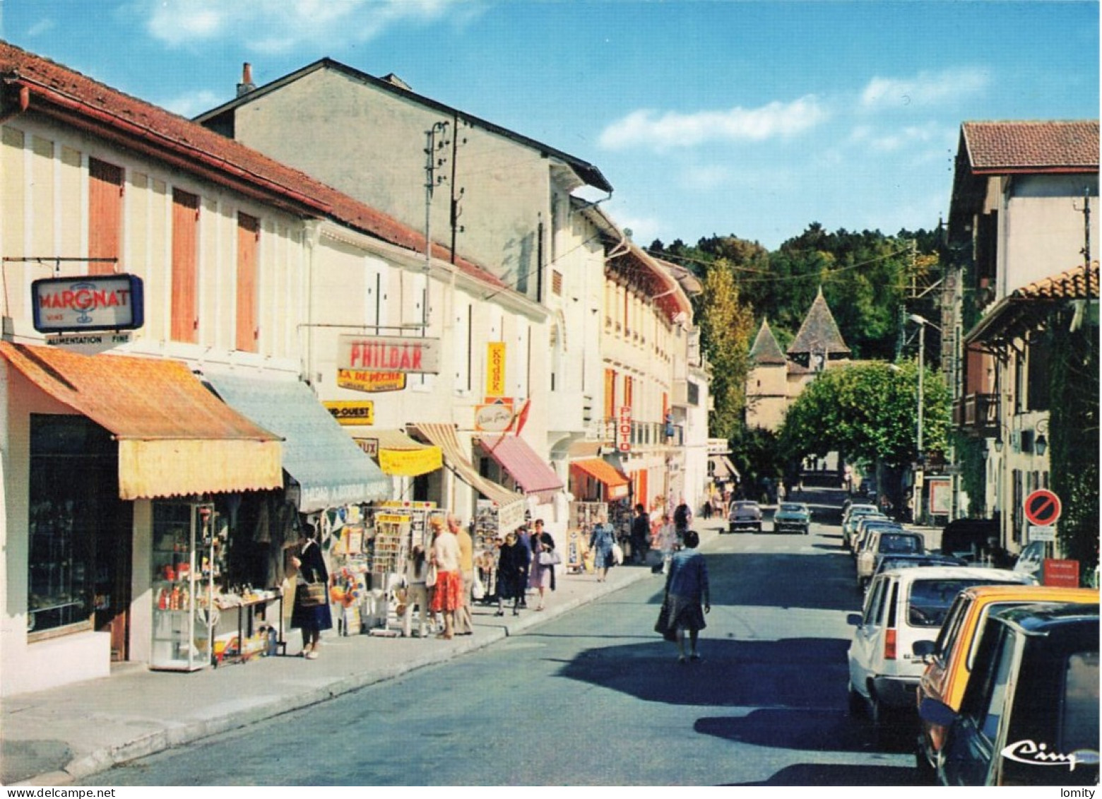 32 Barbotan Les Thermes Rue Principale Avec Au Fond Le Porche De L' église CPM Voiture Auto Citroen Ami Renault R5 - Barbotan