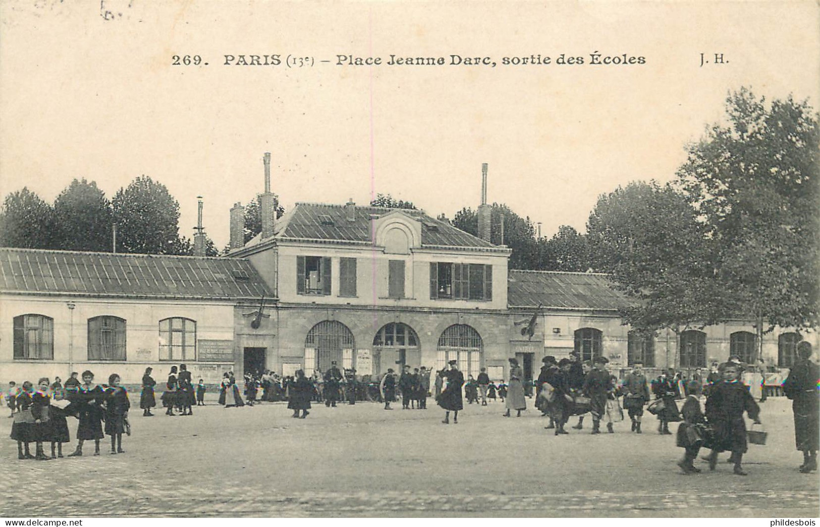 PARIS 13eme Arrondissement    Place Jeanne D'Arc  Sortie Des écoles - Distretto: 13