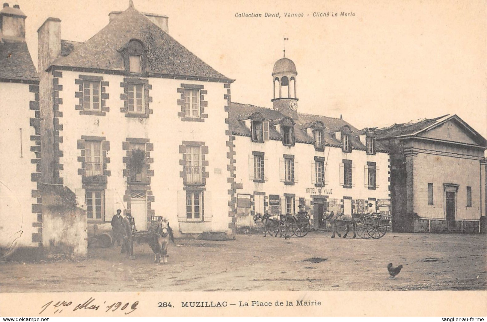 CPA 56 MUZILLAC / PLACE DE LA MAIRIE - Autres & Non Classés