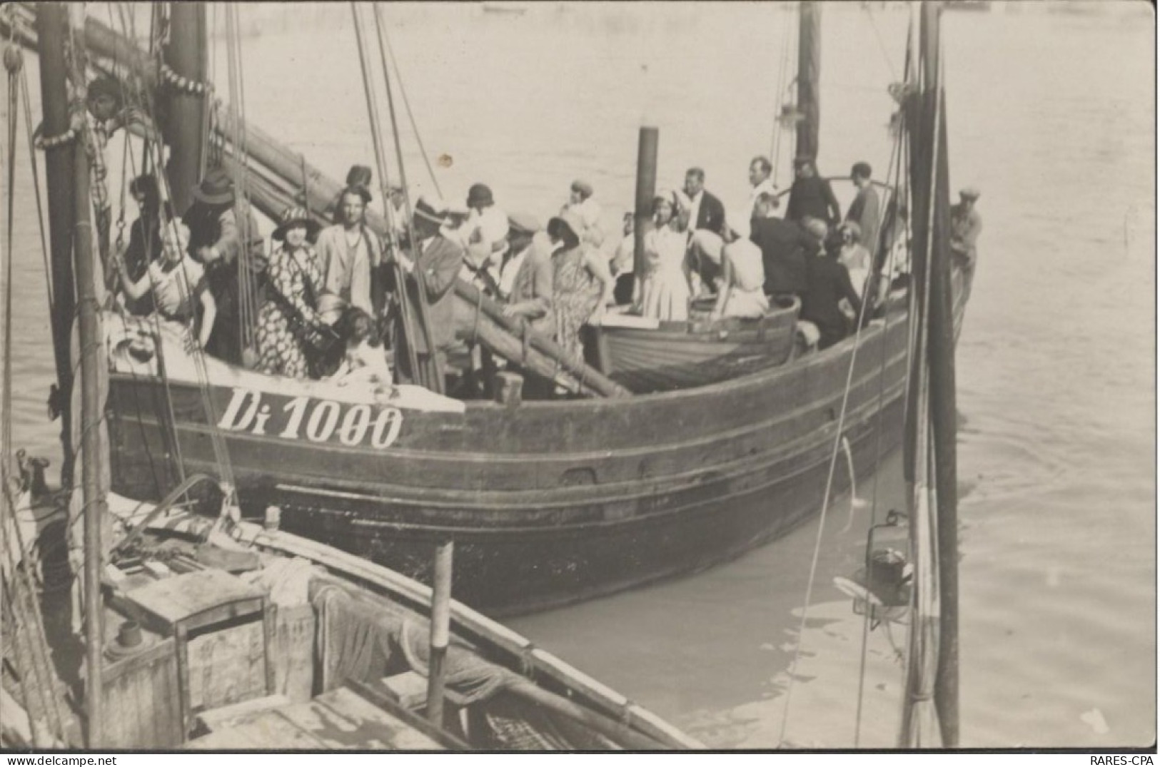 22 DINAN - BATEAU Di 1000 - A IDENTIFIER - CPA PHOTO - Dinan