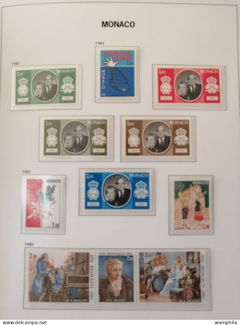 Monaco une collection en album "DAVO" 1980/1987** poste. P.A. blocs, préoblitérés, taxe. cote +1500€.