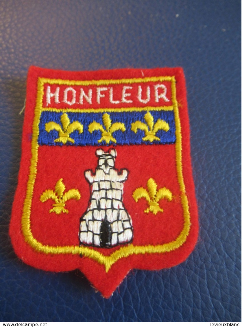 Ecusson Tissu Ancien/HONFLEUR /Calvados / Normandie / Vers  1970-1990                 ET496 - Blazoenen (textiel)