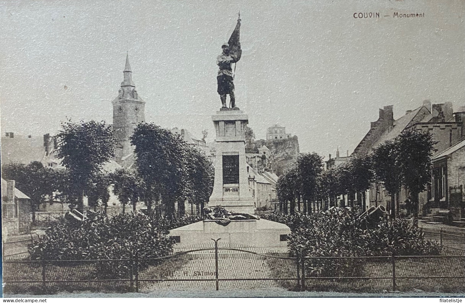 Couvin Le Monument - Couvin