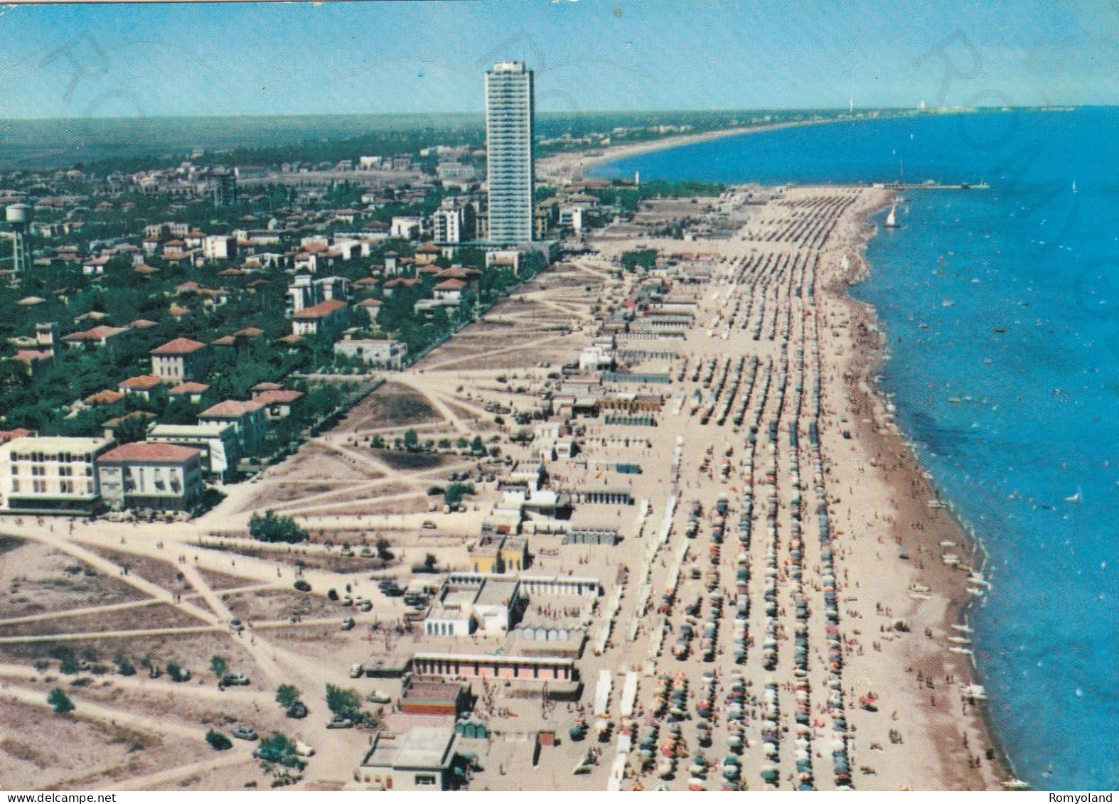 CARTOLINA  CESENATICO,CESENA,EMILIA ROMAGNA-LA SPIAGGIA VISTA DALL'ALTO-MARE,SOLE,VACANZA,BARCHE A VELA,VIAGGIATA 1968 - Cesena