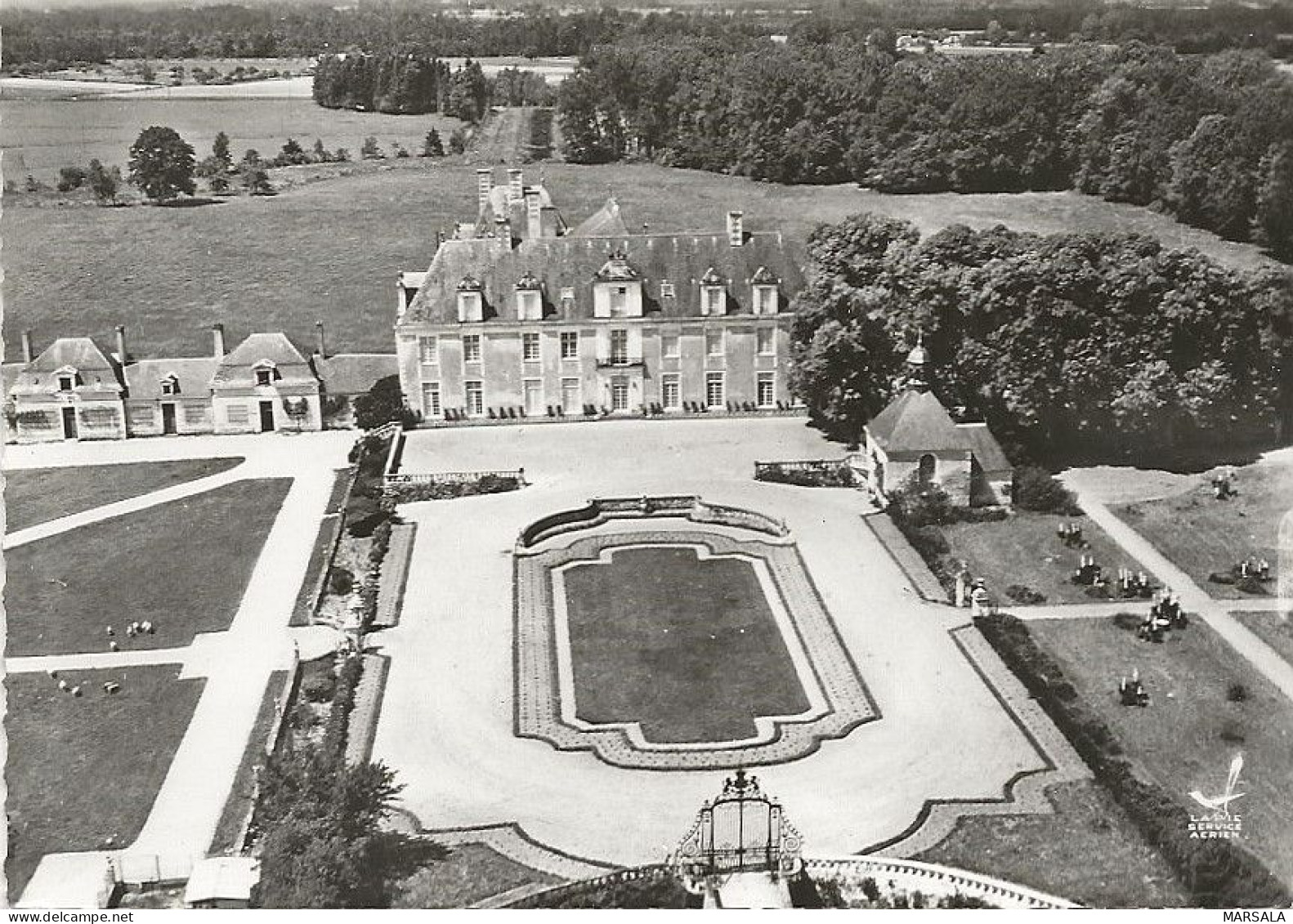 CPSM  Cléré Les Pins Le Chateau De Champchevrier - Cléré-les-Pins