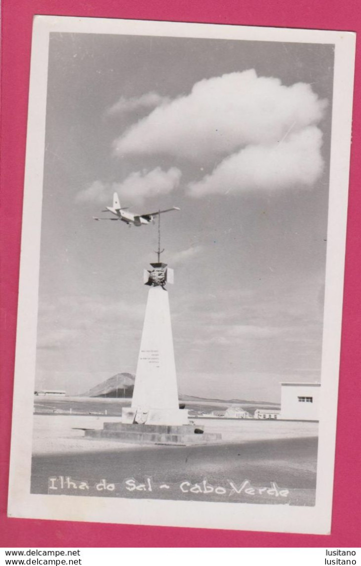 Cabo Verde, Ilha Do Sal Aeroporto, Airport, Aeroport, Aviation, Selos Stamps Tombres, RPPC Real Photo Postcard - Cap Vert