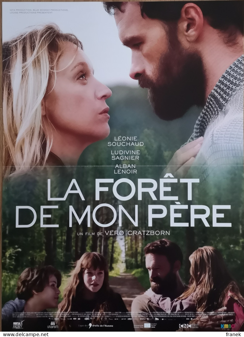 Affiche De Cinéma Pliée " LA FORÊT DE MON PERE " Format 120X160Cm -  - Affiches & Posters