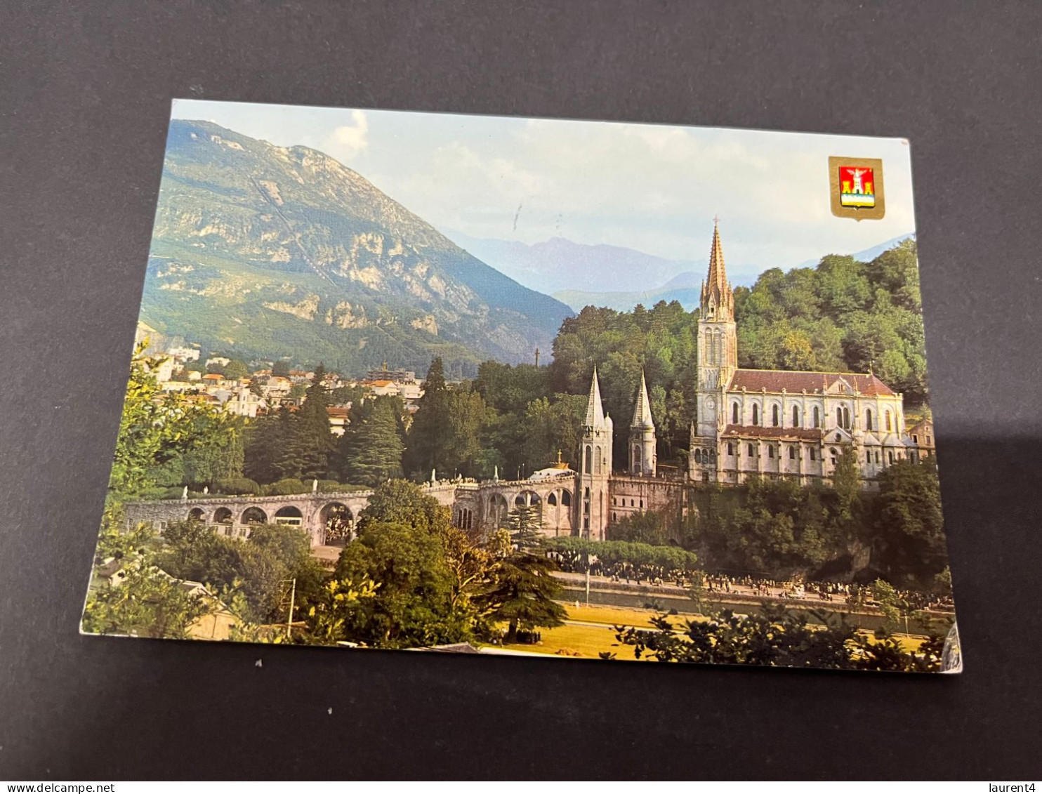 26-9-2023 (2 U 15) France (posted 1974) Lourdes Basilica - Eglises Et Cathédrales
