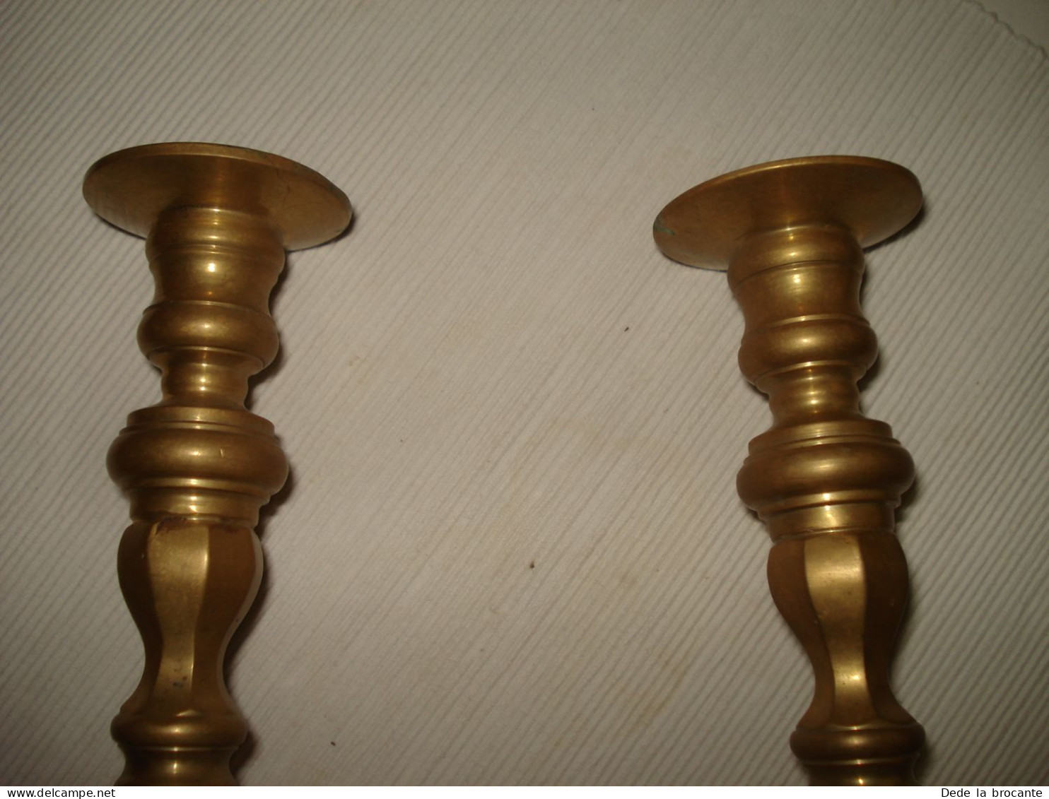 O15 / Paire De Bougeoir En Laiton Massif - H: 16,5 Cm - Poids : 1 , 15 Kg - Candelabri E Candelieri