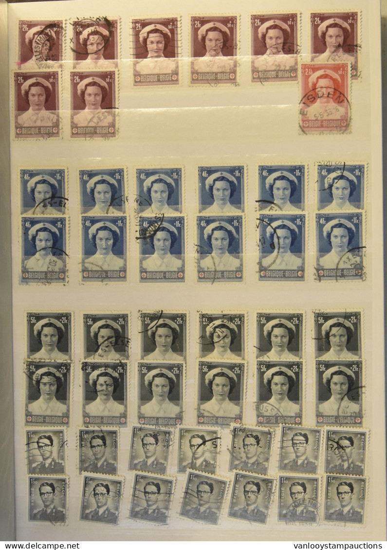 **/*/0 1900/1990, 4 Dozen Boordevol Materiaal (ex Handelaarsstock), Mooi Om Verder Te Detailleren, In 28 Boeken + Aantal - Sammlungen