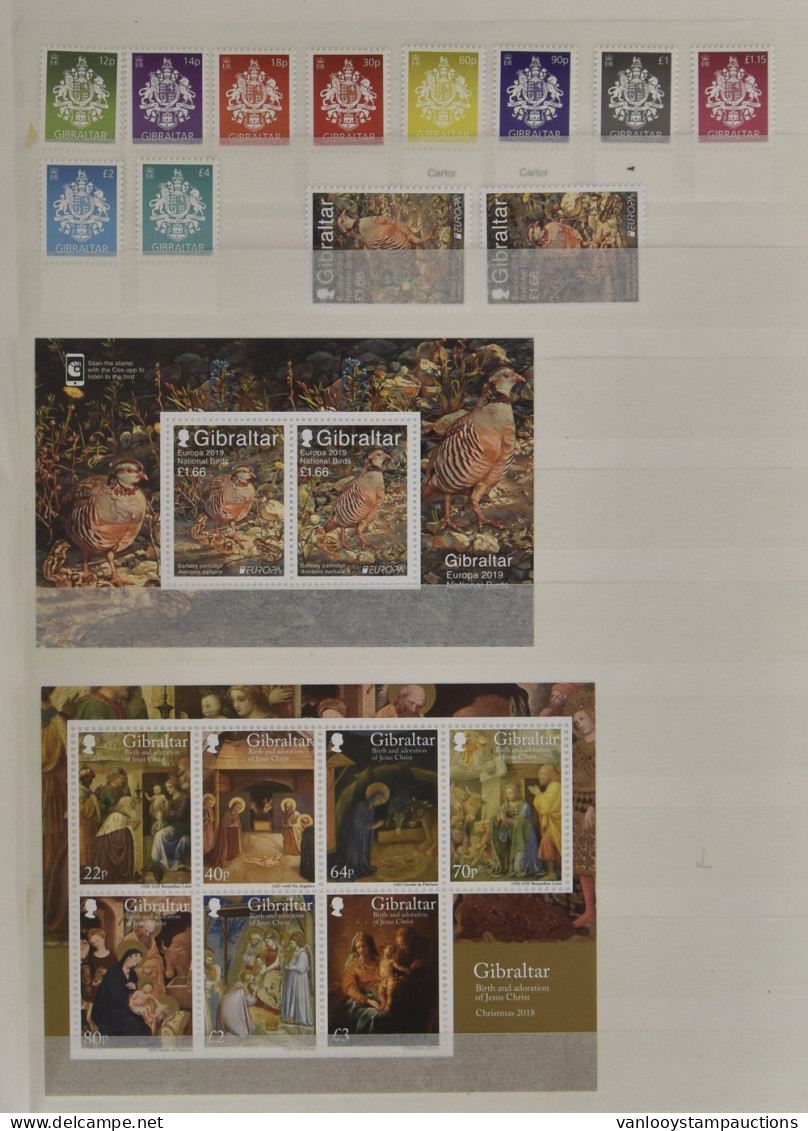 ** 1996/2019 Verzameling Reeksen En Blokken In Insteekboek, Zm (Frankeerwaarde £175) - Gibilterra