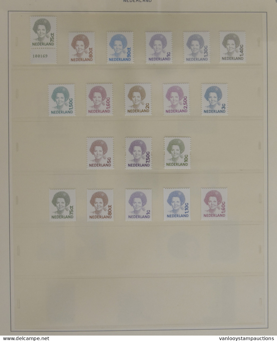 **/0 1960/1990 Meest Postfrisse Verzameling In 3 Safe Albums, Incl. Amphilex Blokken, Zm - Autres & Non Classés