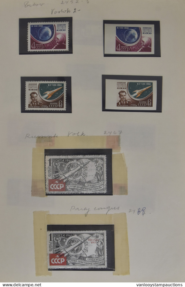 **/*/0 1920/70, Verzameling Op Losse Bladen, In 2 Mappen, W.o. Blokken 1964 Olympiade **, Zm/m. - Autres & Non Classés
