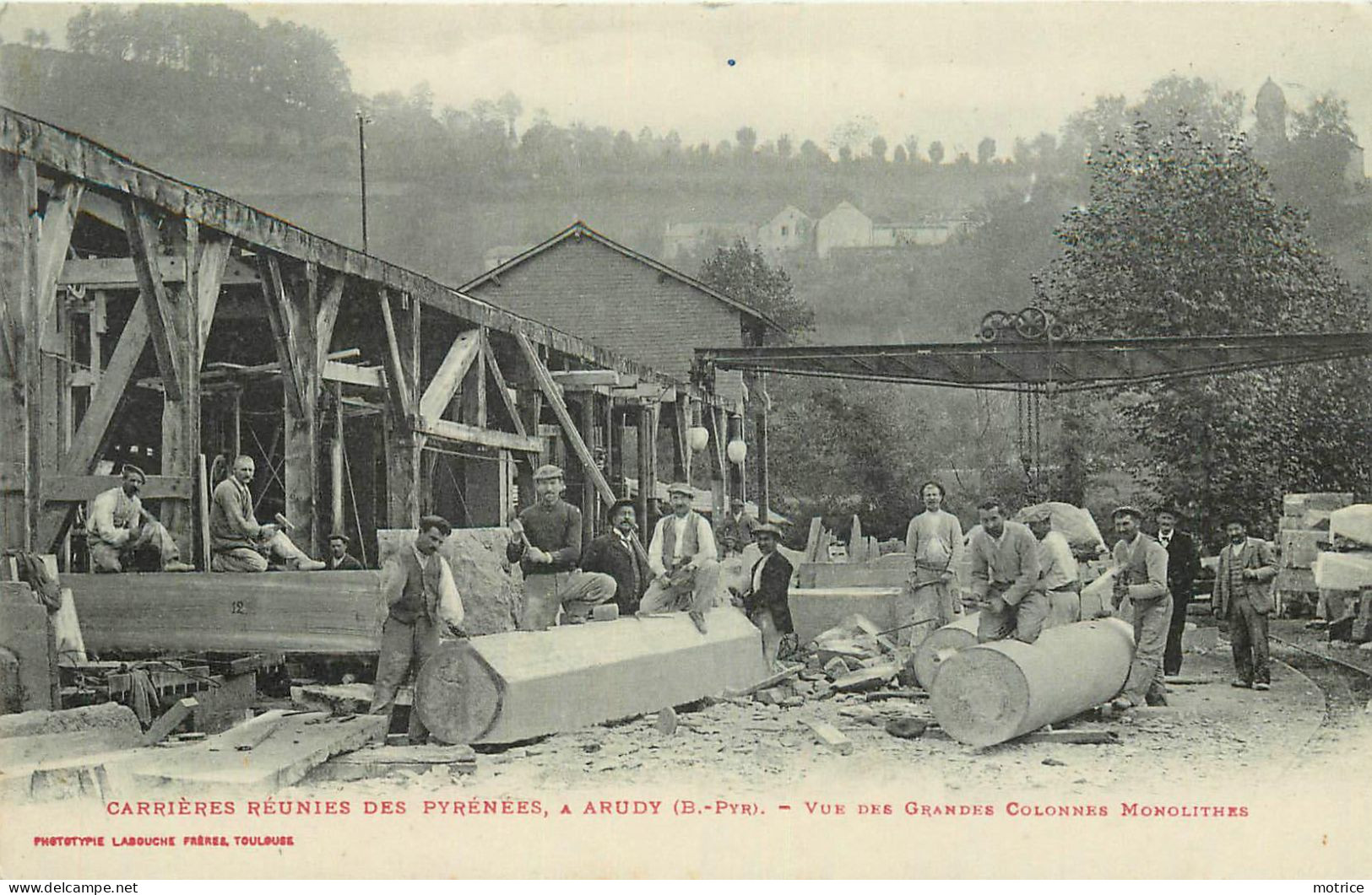 ARUDY - Carrières Réunies Des Pyrénées, Vue Des Grandes Colonnes Monolithes. - Arudy