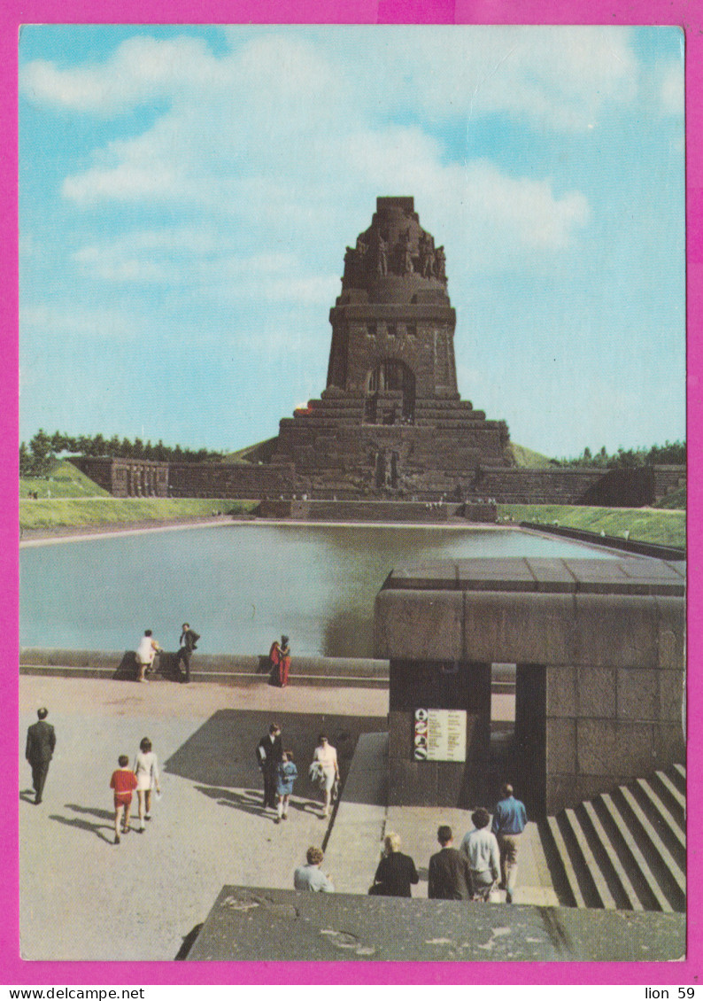 292974 / Germany DDR Leipzig Monument Nations PC USED 1974 - 25 Pf. Leipziger Herbstmesse - Rübenrodelader „KS-6“ - Camiones