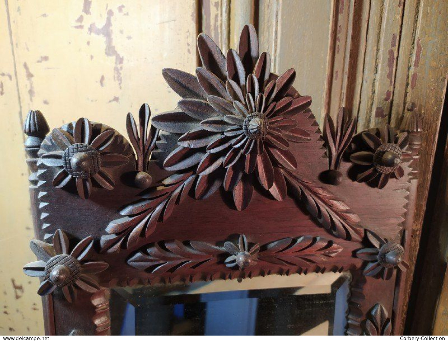 Ancien Miroir Bois Sculpté Fleurs Art Populaire Fin XVIIIeme Début XIXème - Andere & Zonder Classificatie