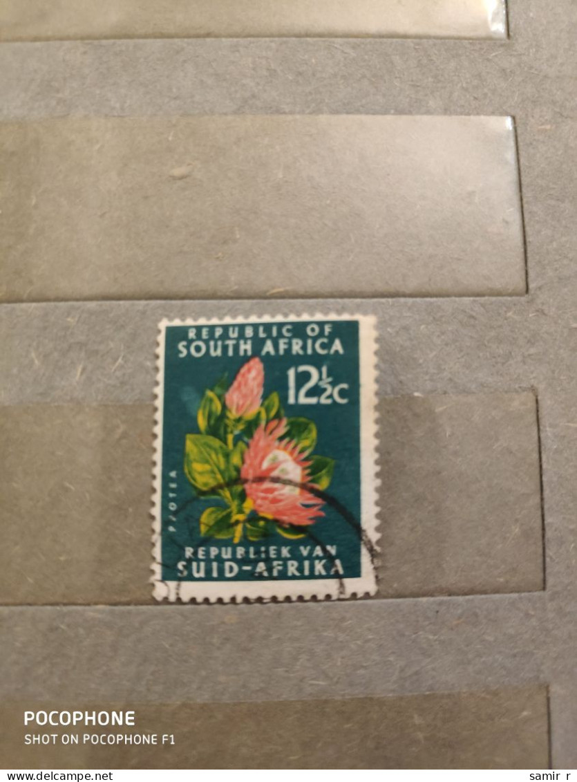 South Africa	Flowers (F41) - Used Stamps