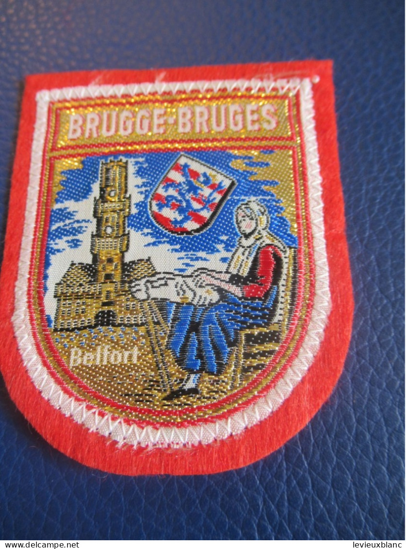 Ecusson Tissu Ancien /Belgique / BRUGGE - BRUGES /Avec Armoiries//Vers 1970-1990        ET525 - Blazoenen (textiel)