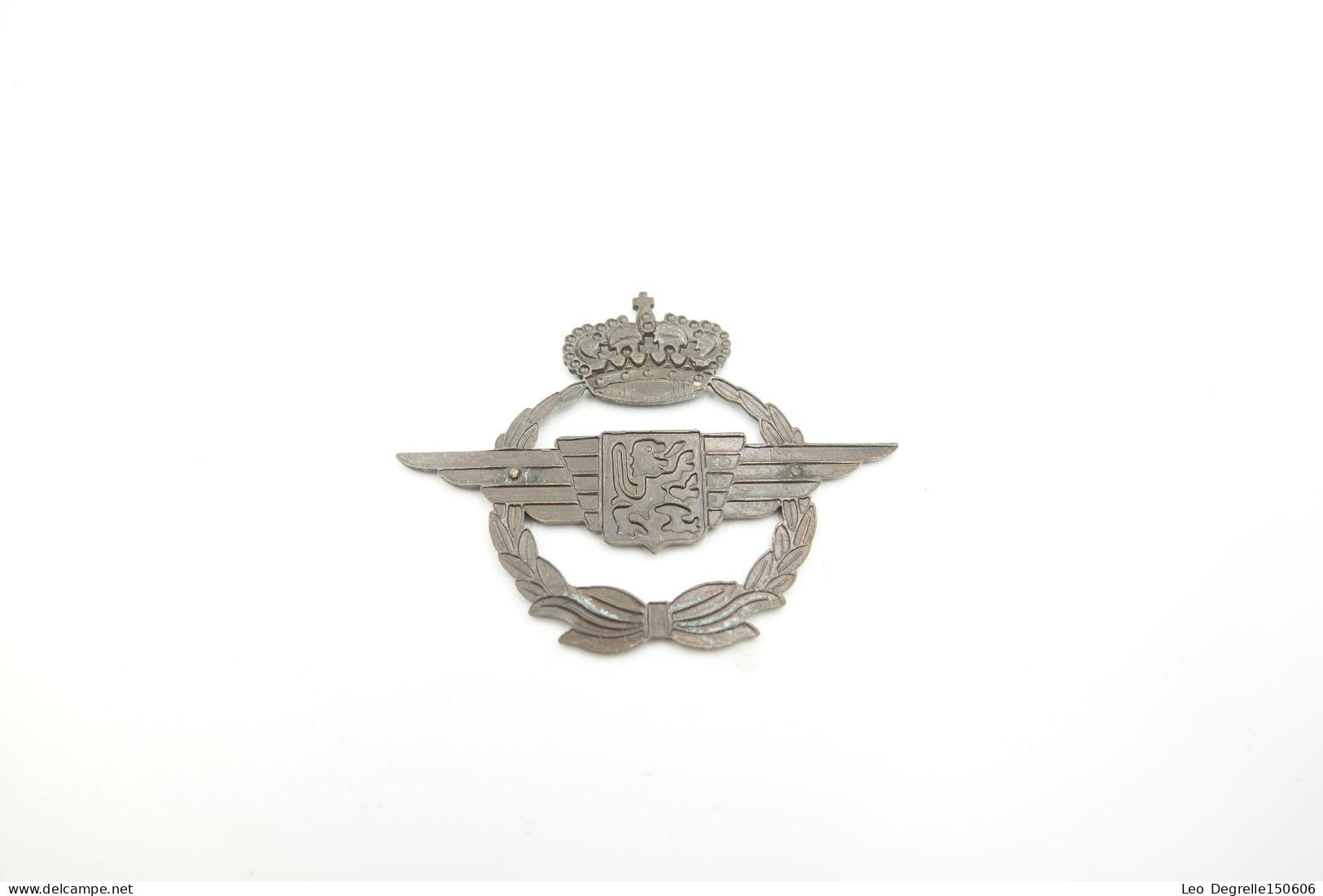 Militaria - INSIGNIA : Cap Badge Kepie : Luchtmacht Korporaal Air Police - PG AVI VTP - België Belgium - Andere & Zonder Classificatie