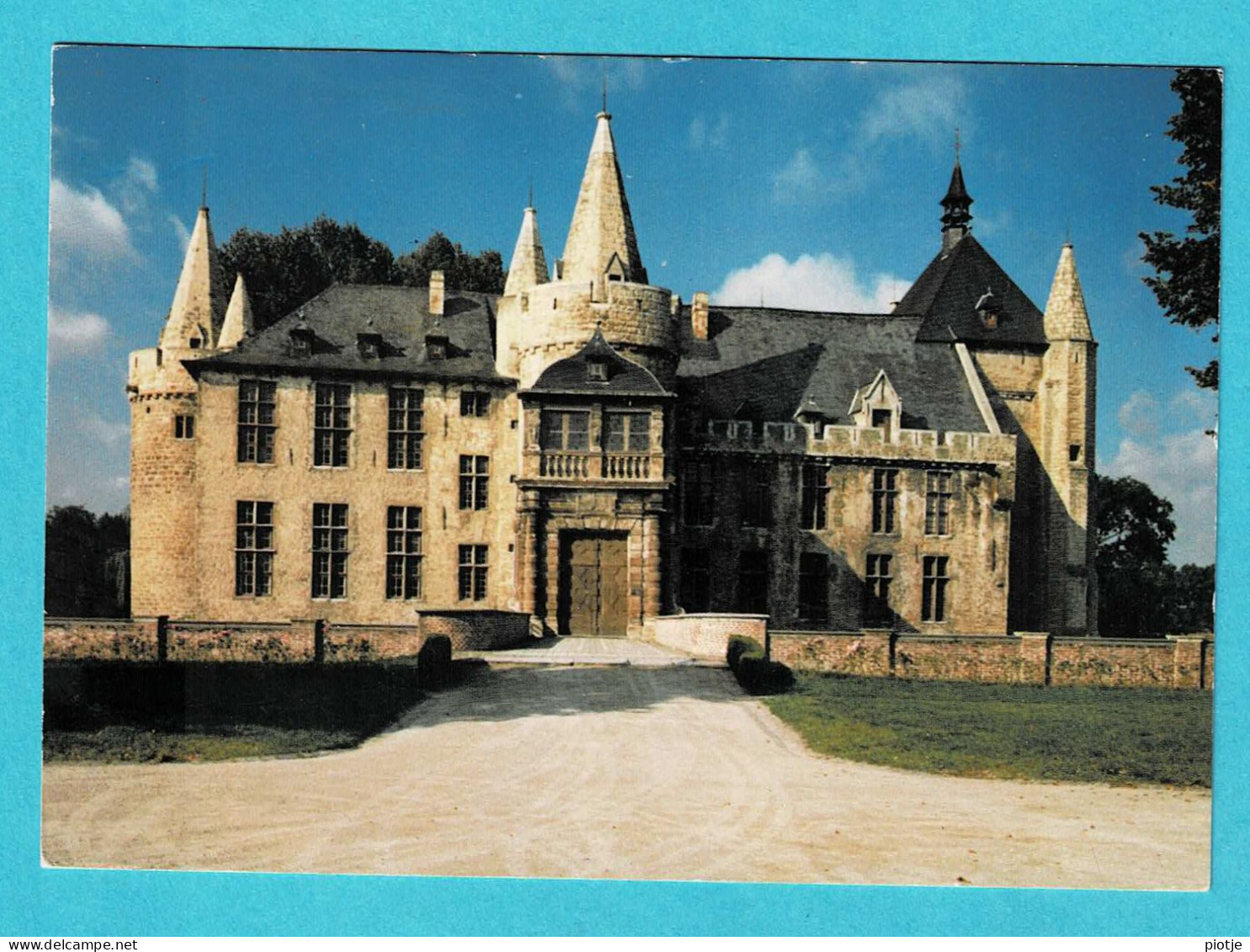 * Laarne (Oost Vlaanderen) * (Europublid - J. De Bruycker) Slot Van Laarne, Chateau Féodal, Kasteel, Schloss - Laarne