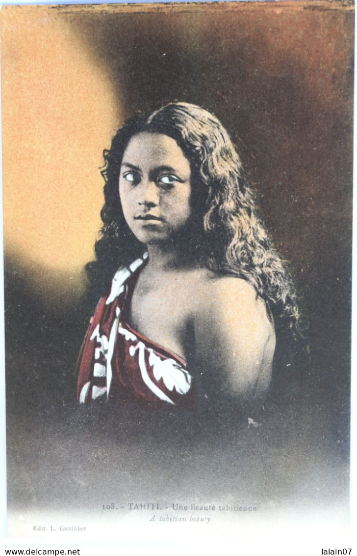 C. P. A. Couleur : TAHITI : Une Beauté Tahitienne, A Tahitian Beauty - Tahiti