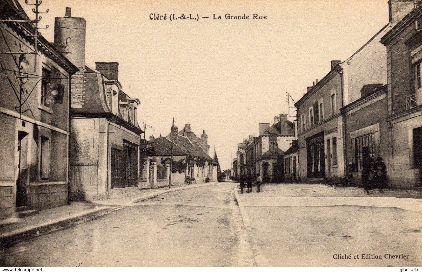 Cleré Les Pins Grande Rue - Cléré-les-Pins