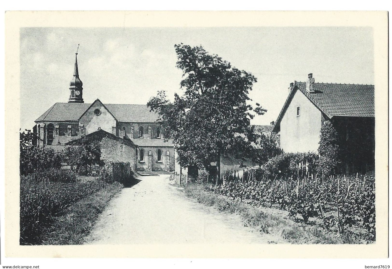 74  Sciez  - Eglise Et Rue - Sciez