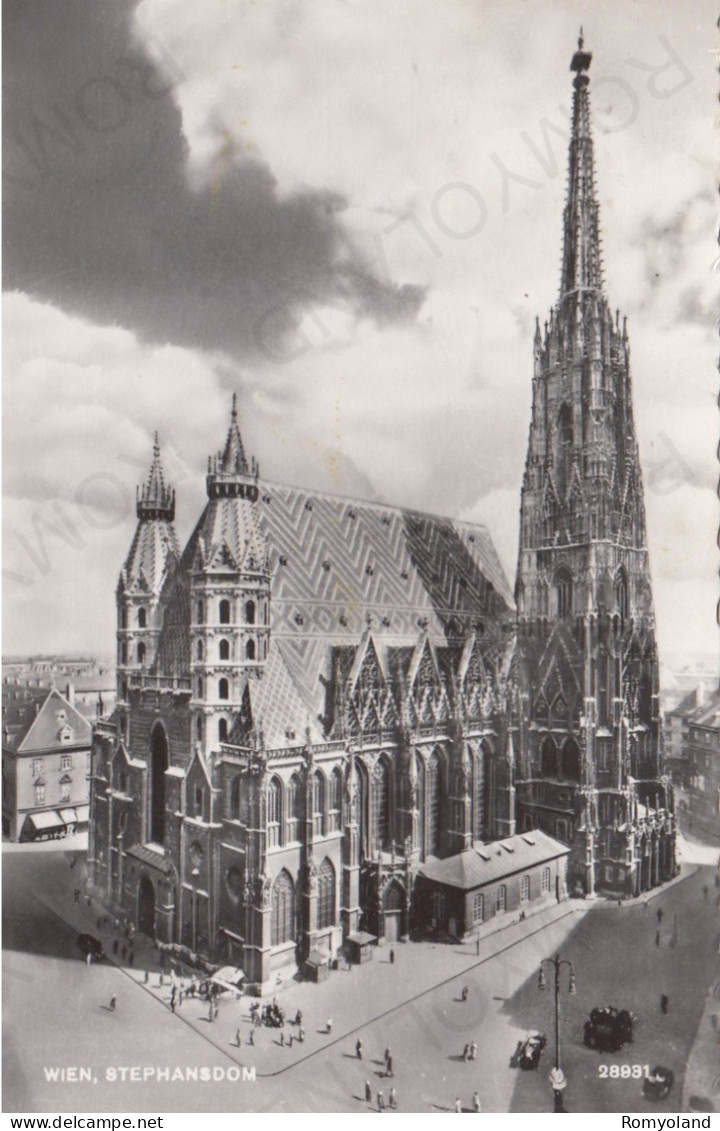 CARTOLINA  SALZBOURG,AUSTRIA-STEPHANSDOM-BOLLO STACCATO,VIAGGIATA 1956 - Stephansplatz