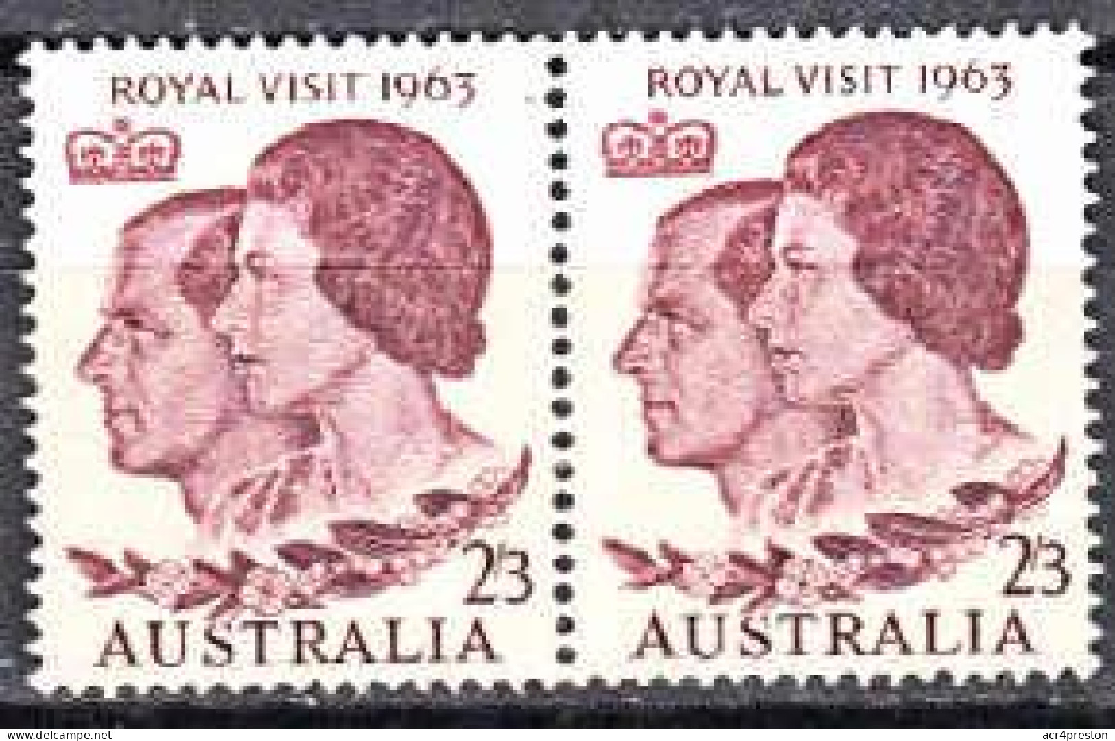 A1266 AUSTRALIA 1963, SG 349  Royal Visit. MNH Pair - Mint Stamps