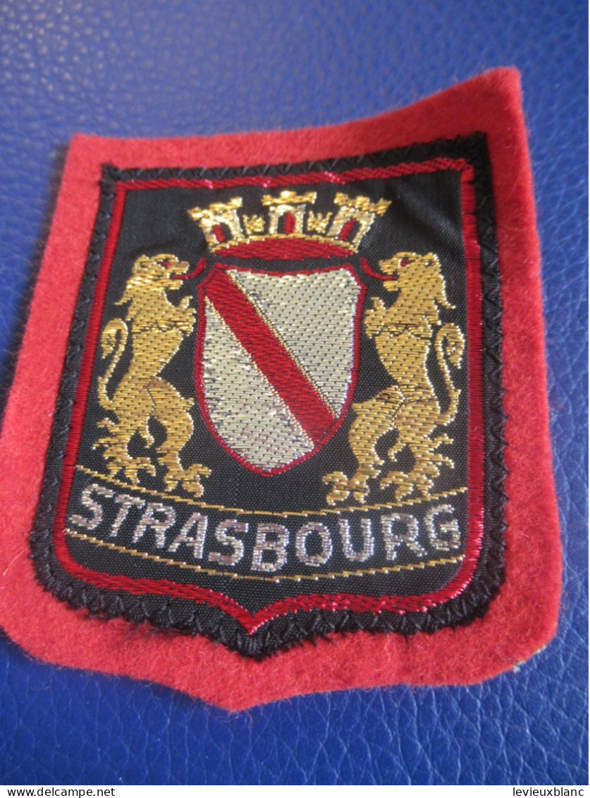 Ecusson Tissu Ancien/ France / Alsace / STRASBOURG/ Grand Est / Vers 1970-1990       ET549 - Blazoenen (textiel)